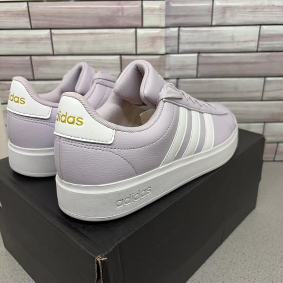 New Adidas Vl Court 2.0 Cloudfoam comfort Purple /White size 8 Women’s - Picture 5 of 9